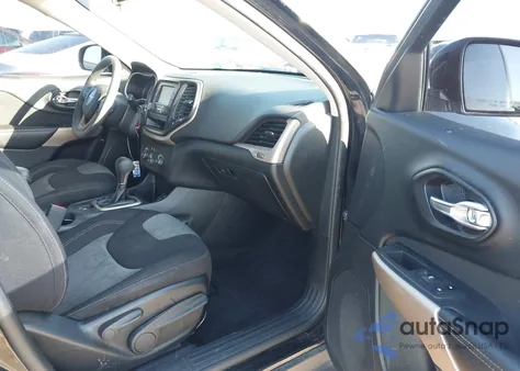 2018 Jeep Cherokee Latitude Fwd z USA, uszkodzony, nr VIN 1C4PJLCB1JD615340